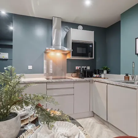 Hotel apartamentowy Luxury In The Heart Of 3*