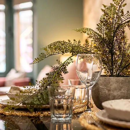 Luxury In The Heart Of 아파트호텔 리즈