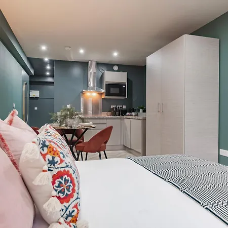 Luxury In The Heart Of Hotel apartamentowy 3*