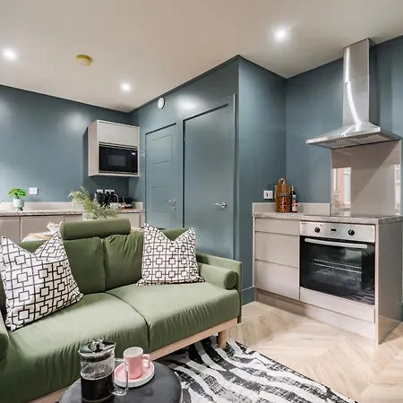 Hotel apartamentowy Luxury In The Heart Of 3*