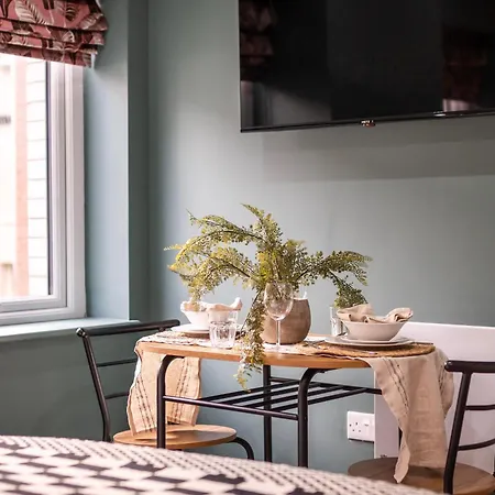 Luxury In The Heart Of Hotel apartamentowy