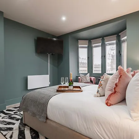 Luxury In The Heart Of Leeds (West Yorkshire)