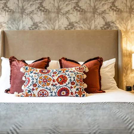 Lägenhetshotell Luxury In The Heart Of