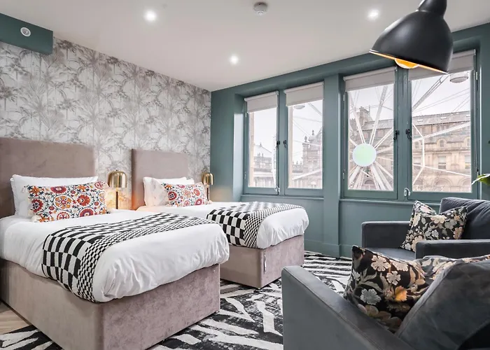 Luxury In The Heart Of Лідс