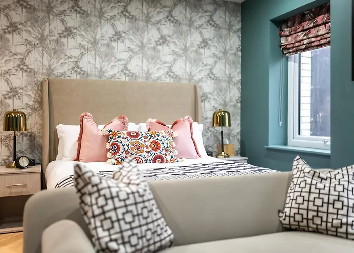 Апарт-готель Luxury In The Heart Of