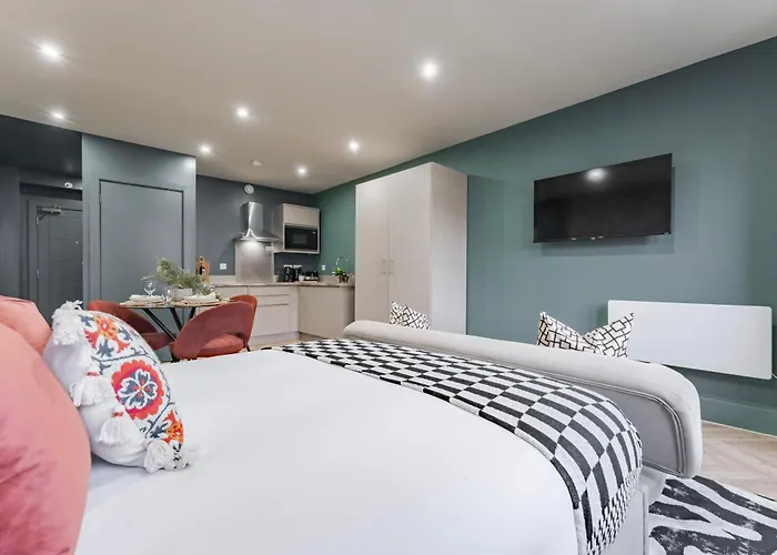 Luxury In The Heart Of Апарт-готель 3*