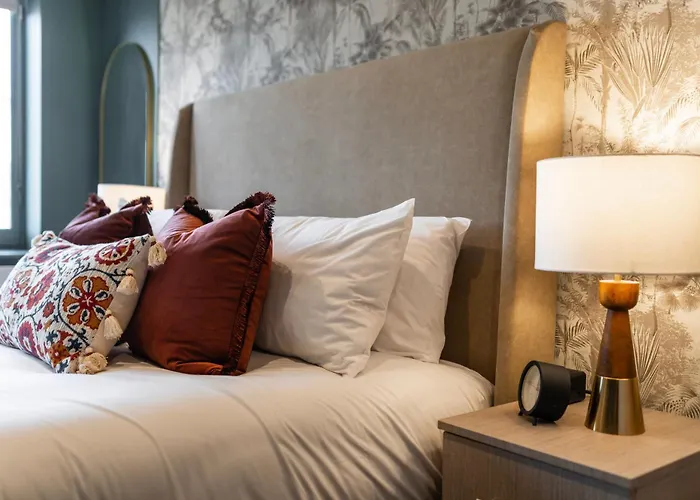 Luxury In The Heart Of Апарт-готель Лідс