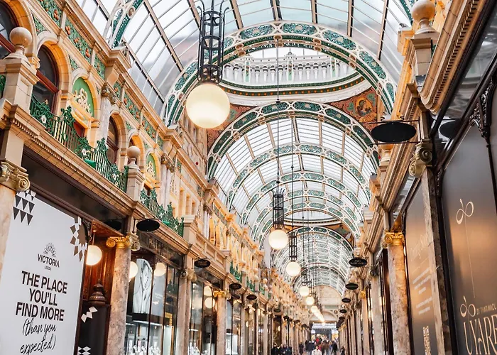 Luxury In The Heart Of 3* Лідс