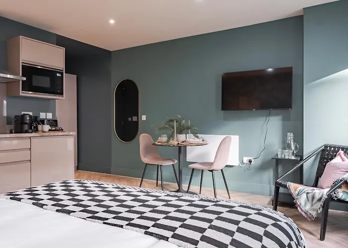 Luxury In The Heart Of Апарт-готель