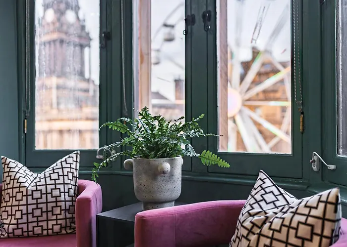 Luxury In The Heart Of 3* Лідс